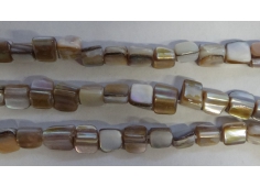 Parel licht bruin geopaliseerd blokjes 7 mm
