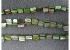 Parel groen blokjes 10 mm