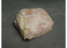 Roze calciet ruw