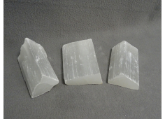 Seleniet staaf/brok wit ruw 670-740 gram