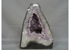 Amethist geode met Fluoriet Brazilië