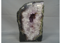 Amethist geode Brazilië