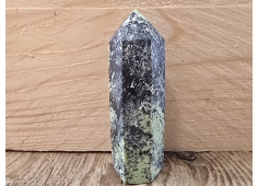 punt Serpentijn met Pyriet