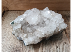 Kristal met Chalcedoon 8.50 euro